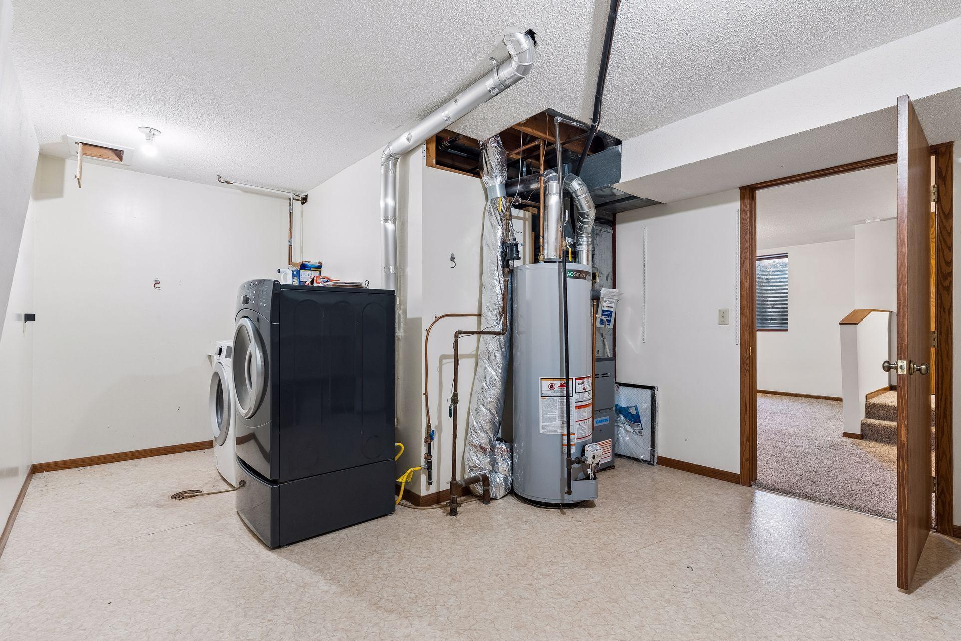 Laundry/Storage/Mechanical_2122 East 22nd Street