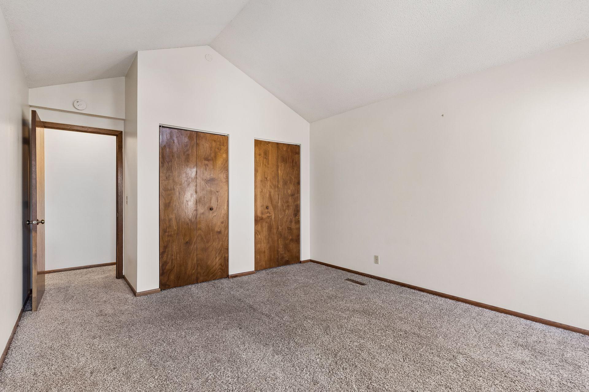 2122 East 22nd Street - Primary Bedroom