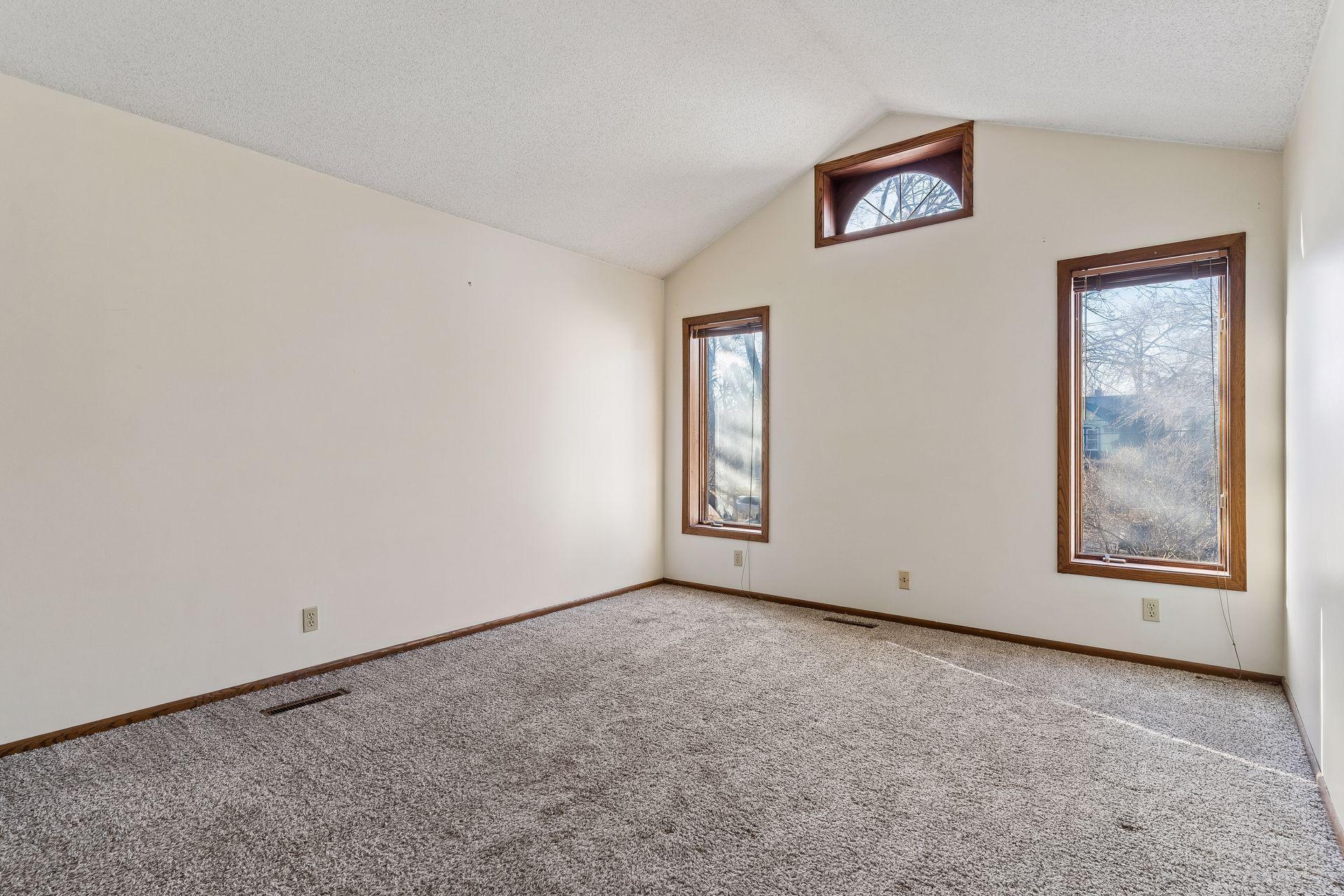 2122 East 22nd Street - Primary Bedroom