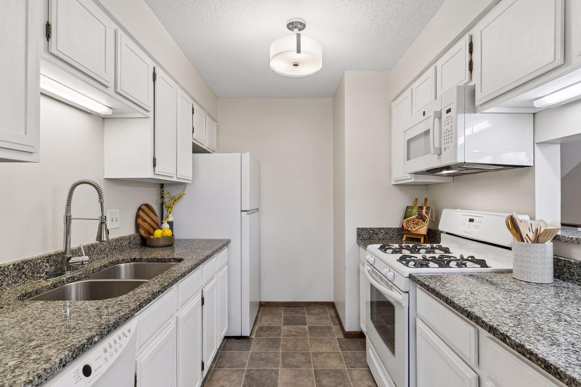 2122 East 22nd Street - Kitchen