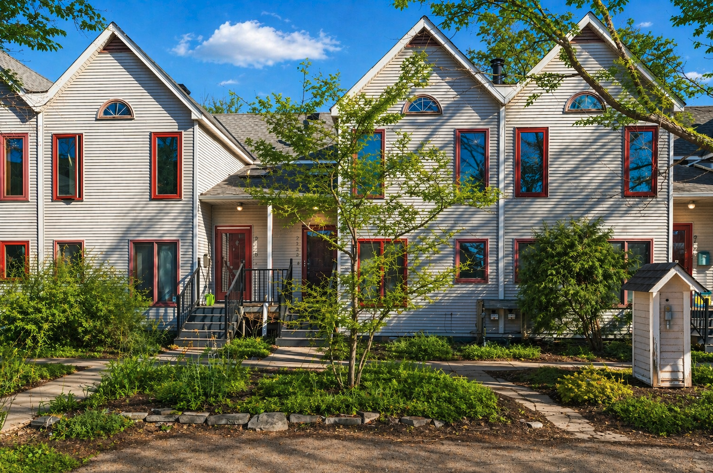 2122 E. 22nd St., Minneapolis, MN 55404 (Virtually Enhanced)