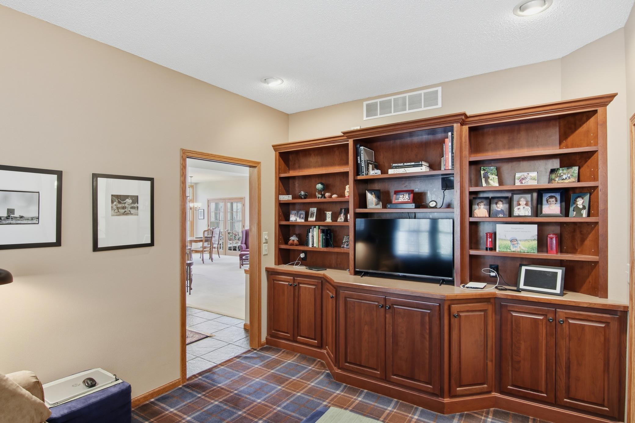 Another view of the den space!