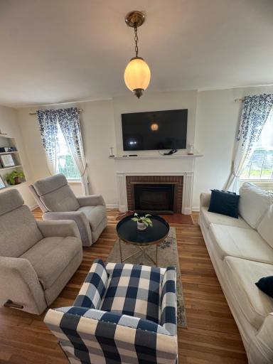 571 E Academy Street, Owatonna, MN 55060