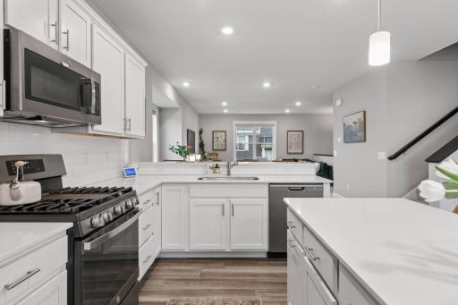 7574 38th Street N, Saint Paul, MN 55128