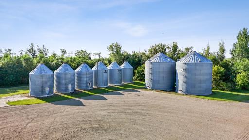 16460 38th Street SE, Mapleton, ND 58059