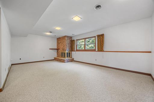 16460 38th Street SE, Mapleton, ND 58059