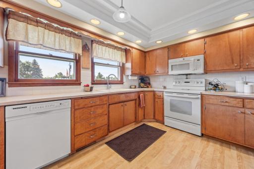 16460 38th Street SE, Mapleton, ND 58059