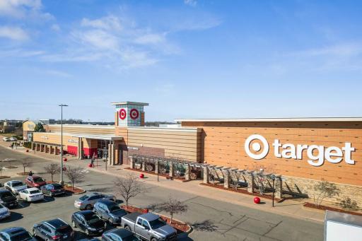 Under 3 miles to the convenience of shopping and dining in Maple Grove.