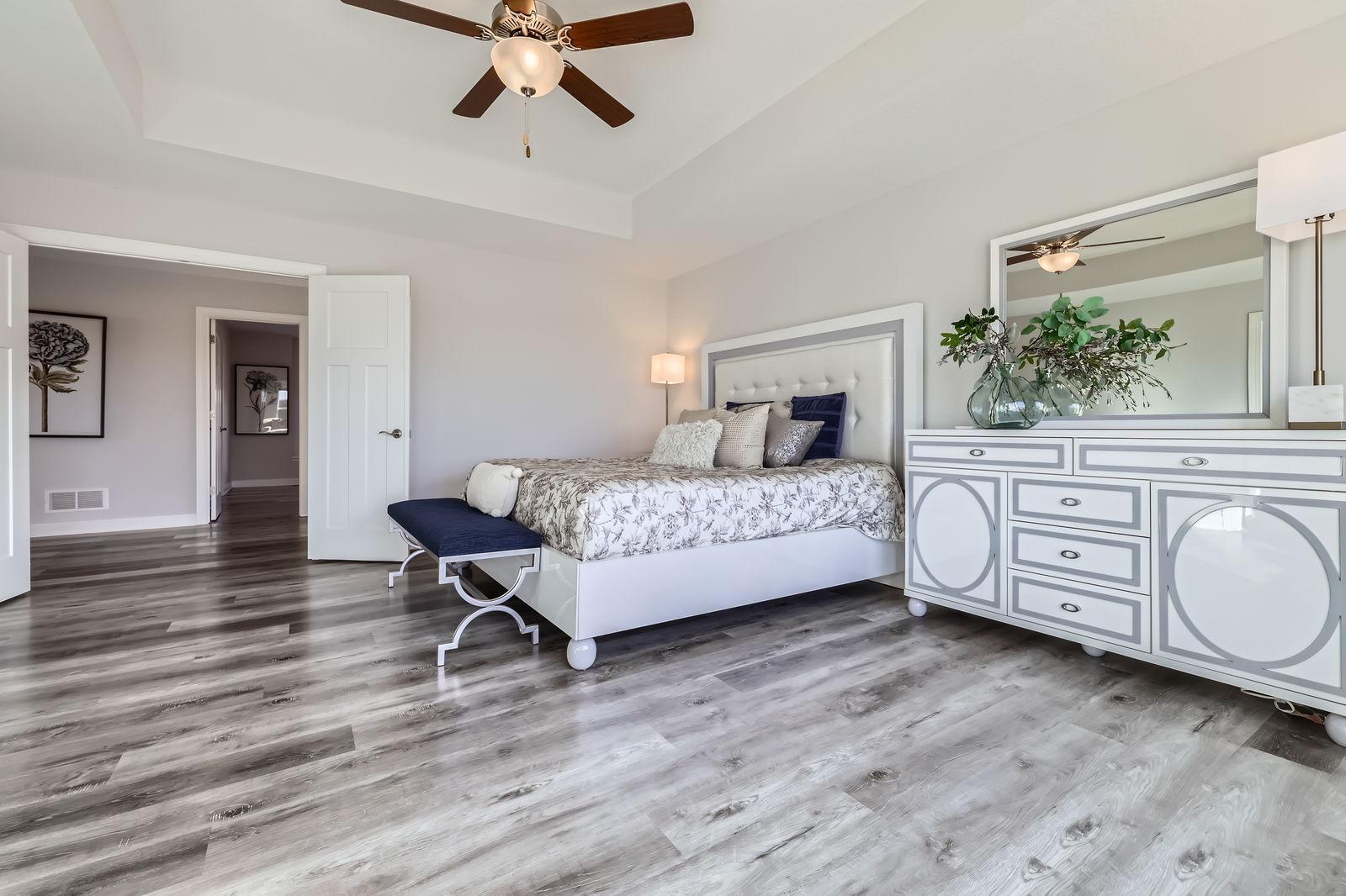 12985 Bauer Dr N - Web Quality - 016 - 25 2nd Floor Primary Bedroom.jpg