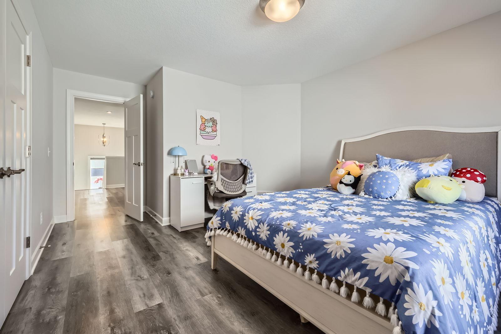 12985 Bauer Dr N - Web Quality - 025 - 40 2nd Floor Bedroom.jpg