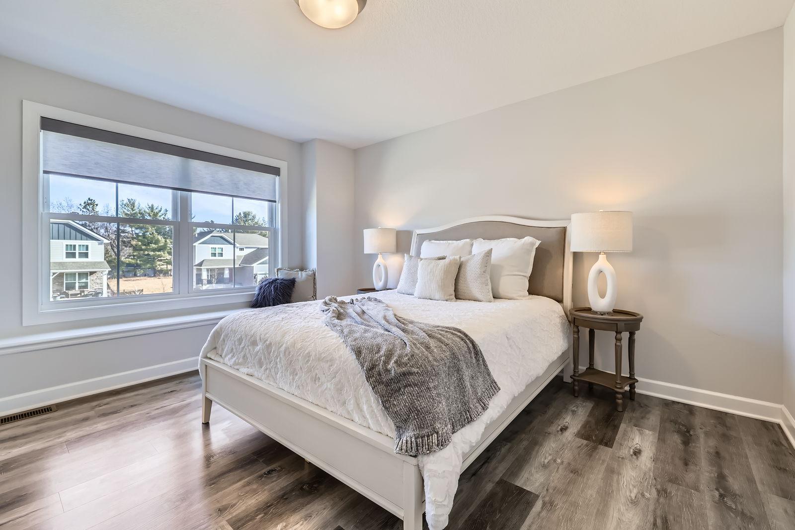 12985 Bauer Dr N - Web Quality - 019 - 30 2nd Floor Bedroom.jpg