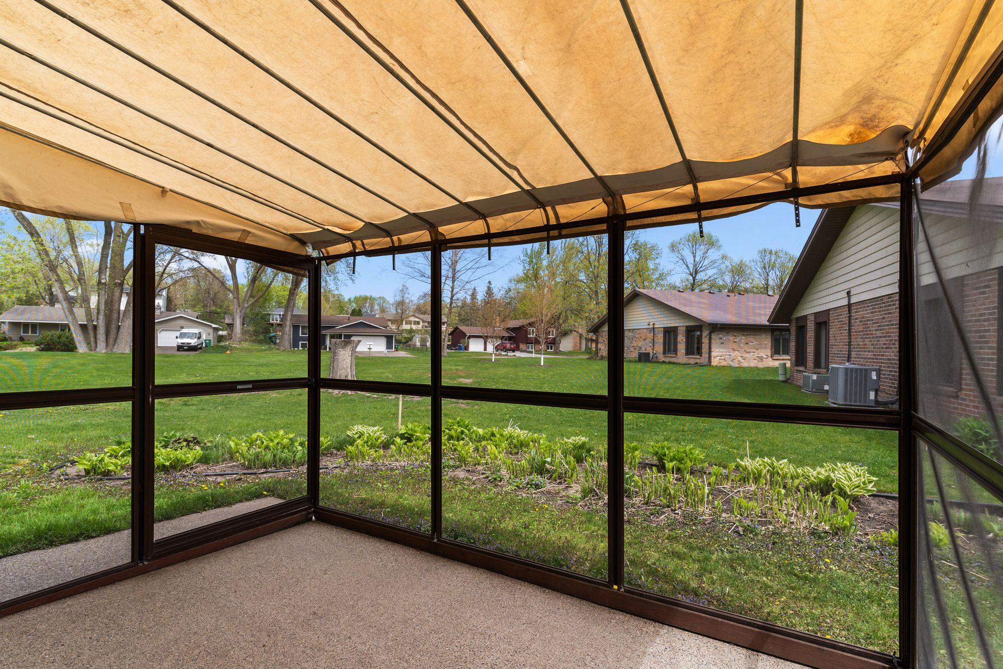 patio w/removable