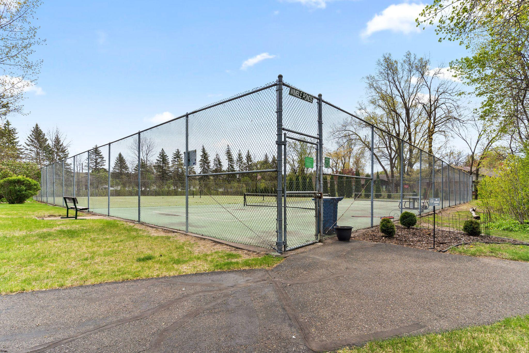 tennis/pickleball