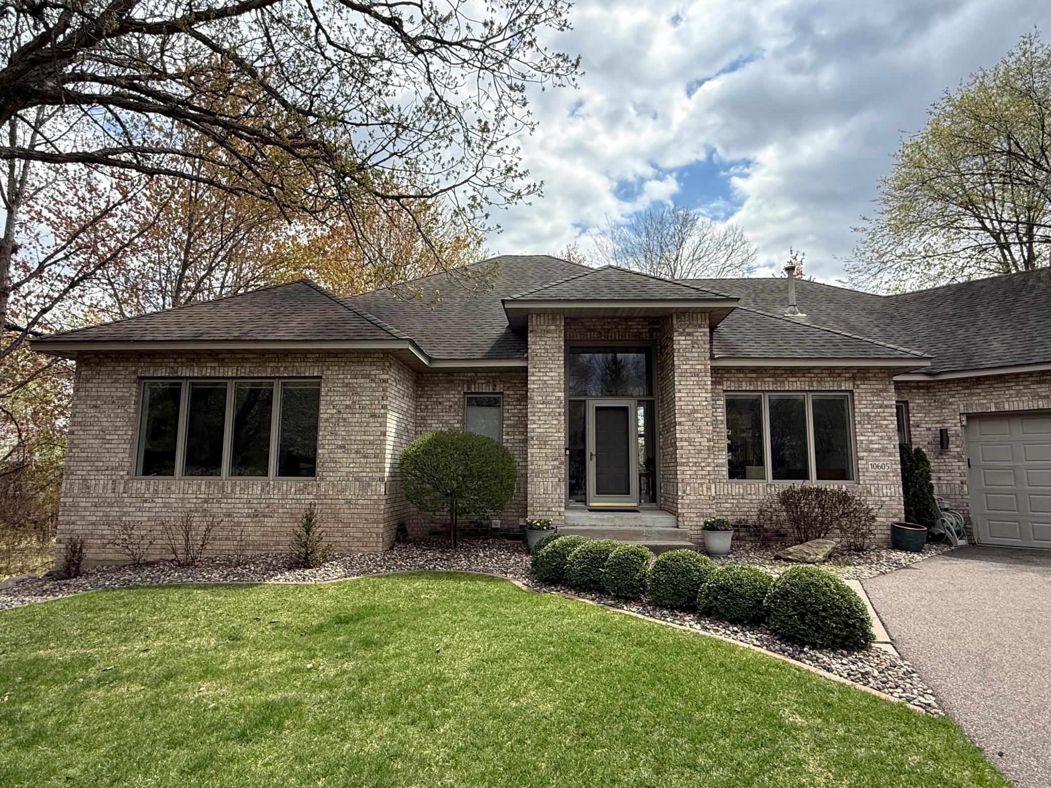 Executive rambler tucked away at the end of a quiet cul-de-sac in a stunning natural setting