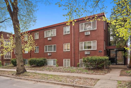 2112 Garfield Avenue, 14, Minneapolis, MN 55405