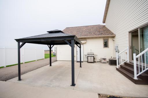 721 3rd Avenue NW, Melrose, MN 56352