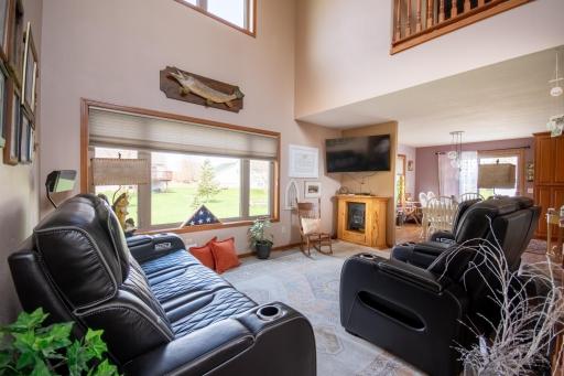 721 3rd Avenue NW, Melrose, MN 56352