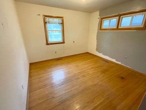 2102 W Oakland Avenue, Austin, MN 55912