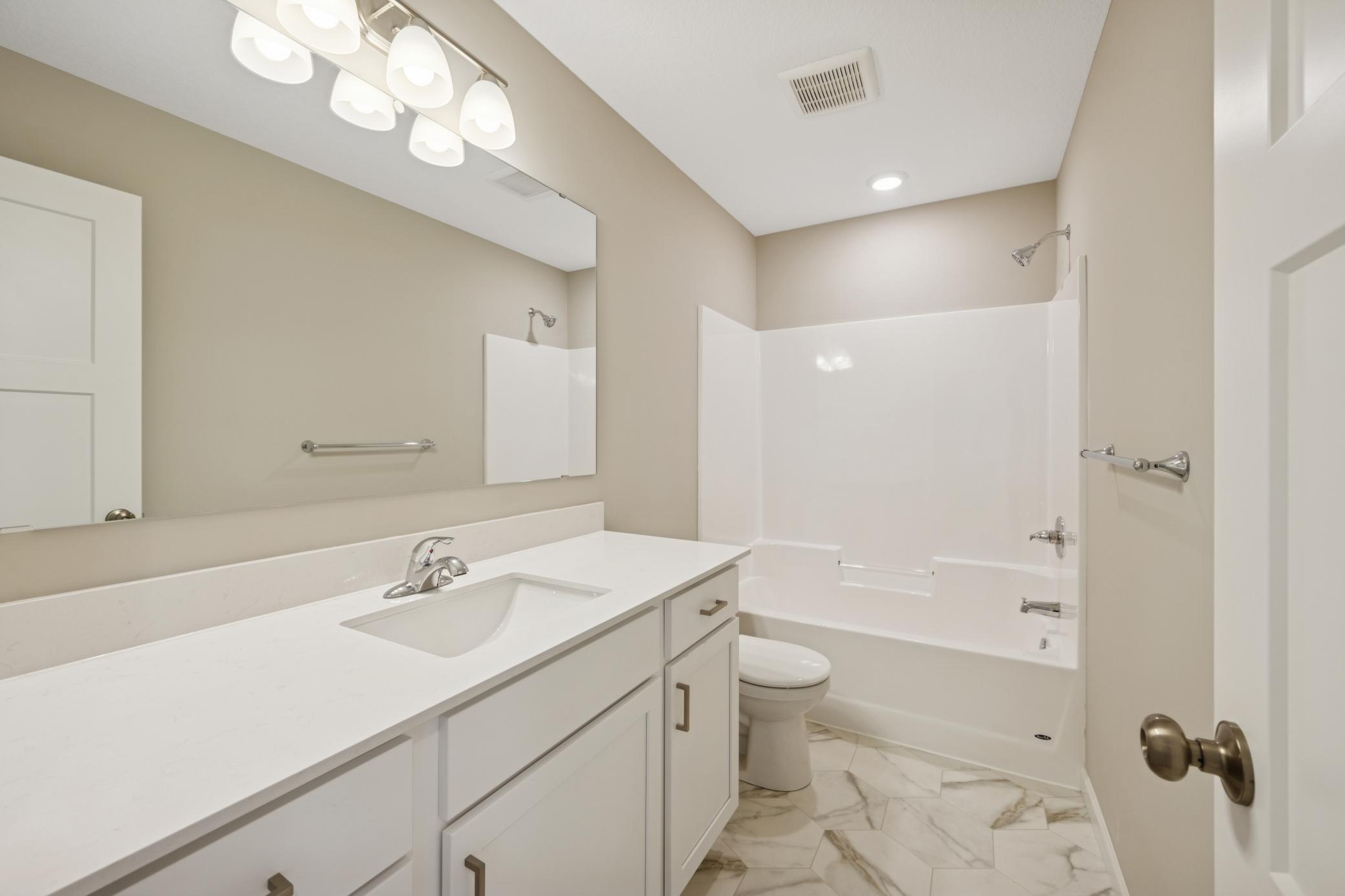 16_Main Level Full Bathroom.jpg