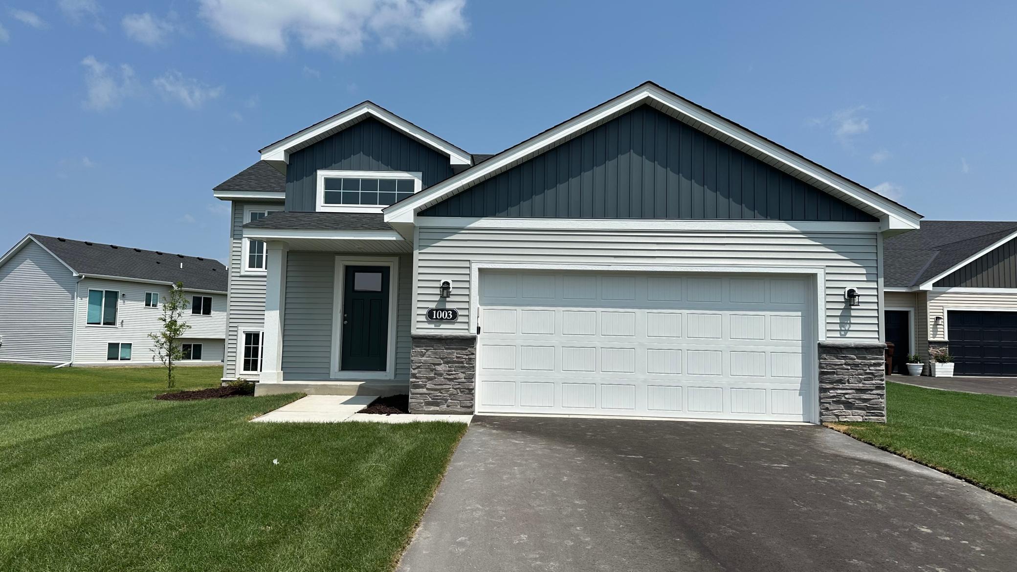 1003 Brandenburg Cir