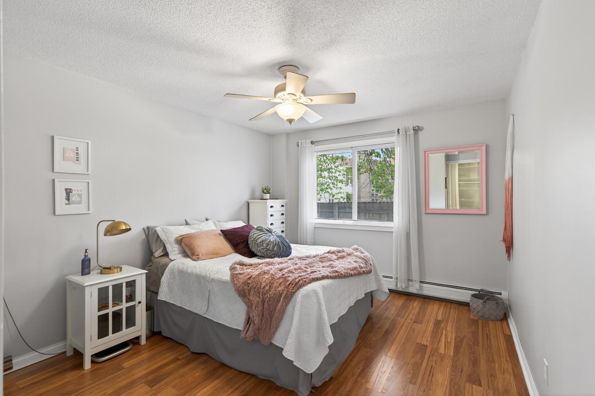 333 8th St SE 117 14.jpg