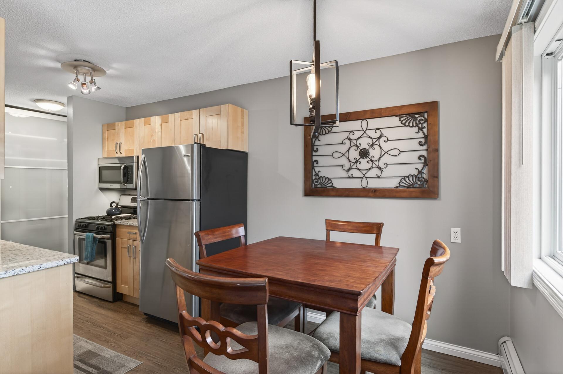 333 8th St SE 117 10.jpg