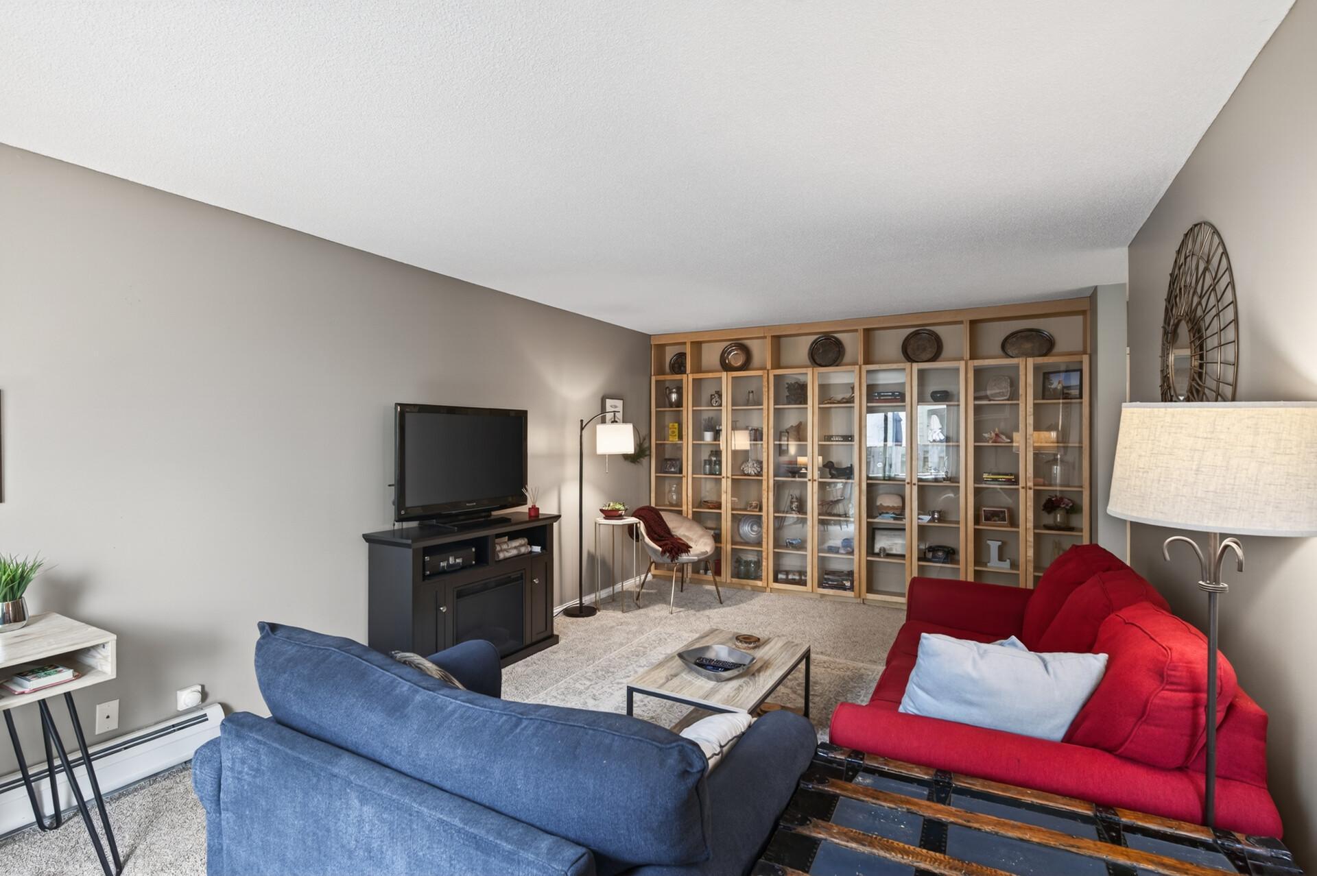 333 8th St SE 117 6.jpg