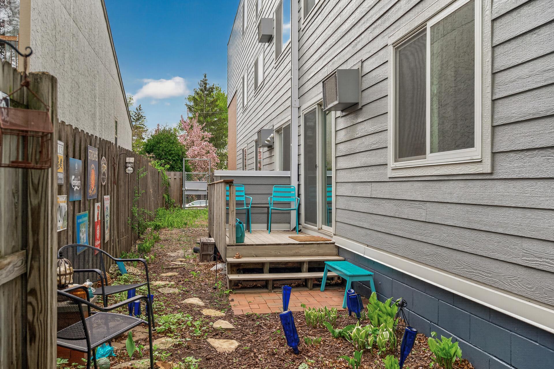 333 8th St SE 117 18.jpg