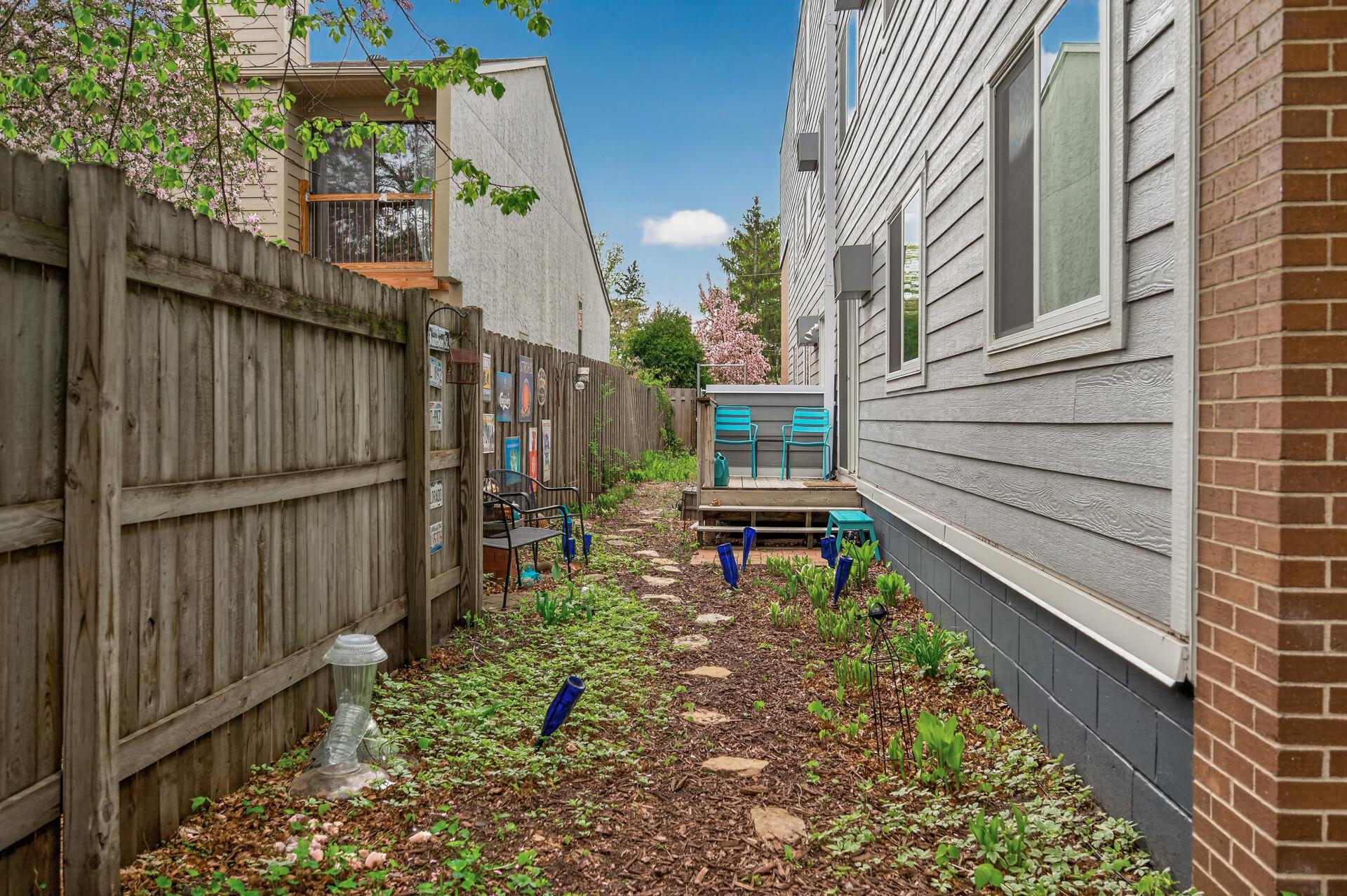 333 8th St SE 117 20.jpg