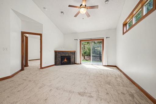 2318 Olivia Court E, Saint Paul, MN 55119