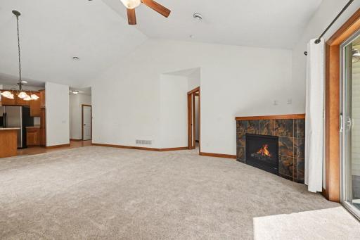 2318 Olivia Court E, Saint Paul, MN 55119