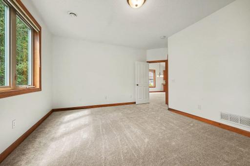 2318 Olivia Court E, Saint Paul, MN 55119