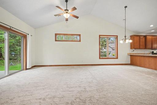 2318 Olivia Court E, Saint Paul, MN 55119