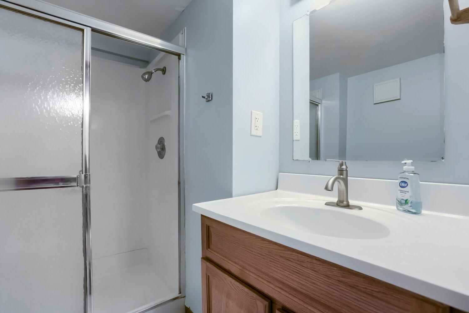 711 W Cope Ave - 3/4 bathroom -lower level