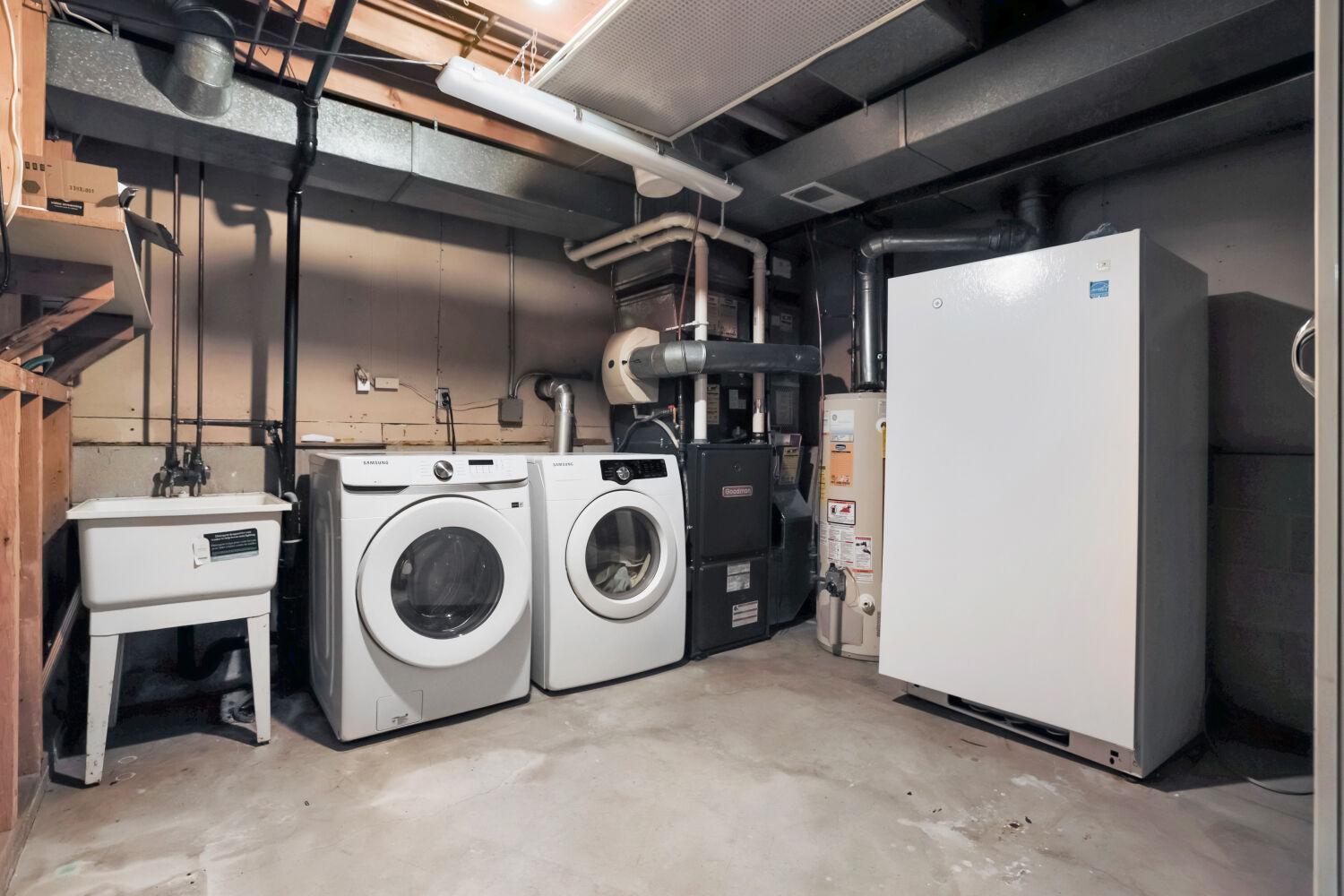 711 W Cope Ave - utility-storage
