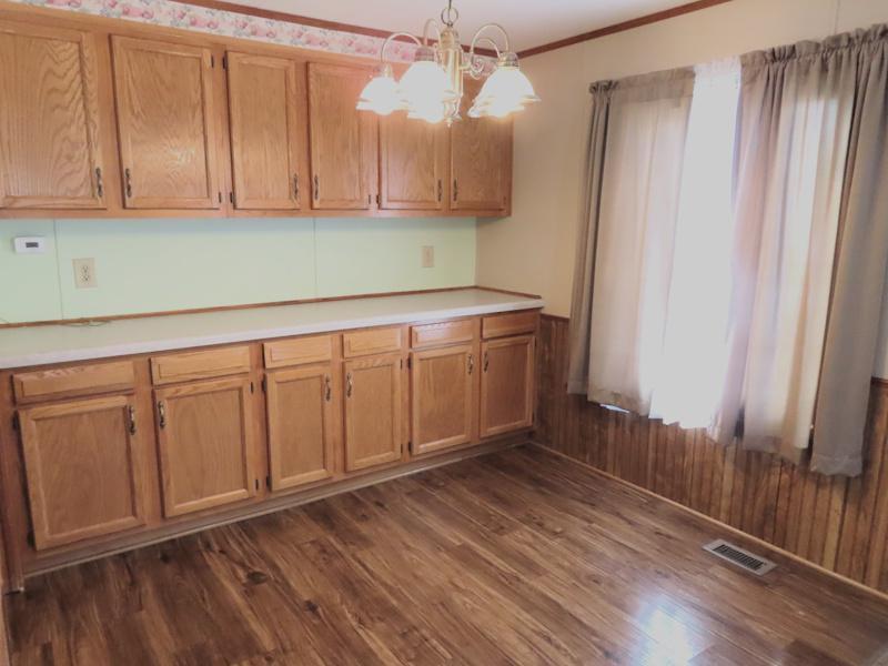 911 HAMILTON CABINETS IN DR.jpg