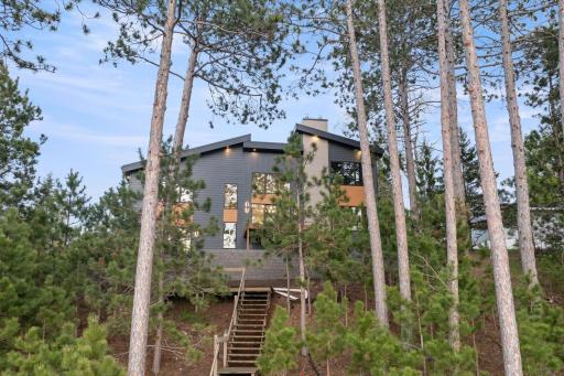11389 E Steamboat Bay Road, Brainerd, MN 56401