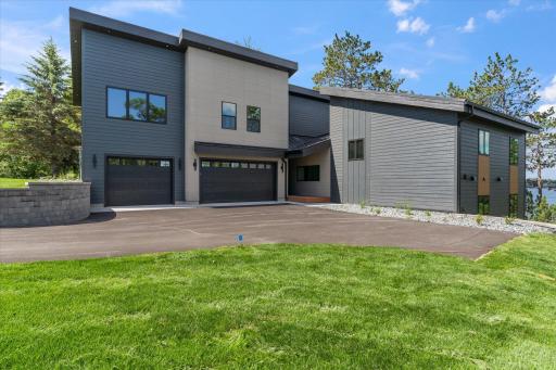 11389 E Steamboat Bay Road, Brainerd, MN 56401