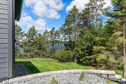 11389 E Steamboat Bay Road, Brainerd, MN 56401