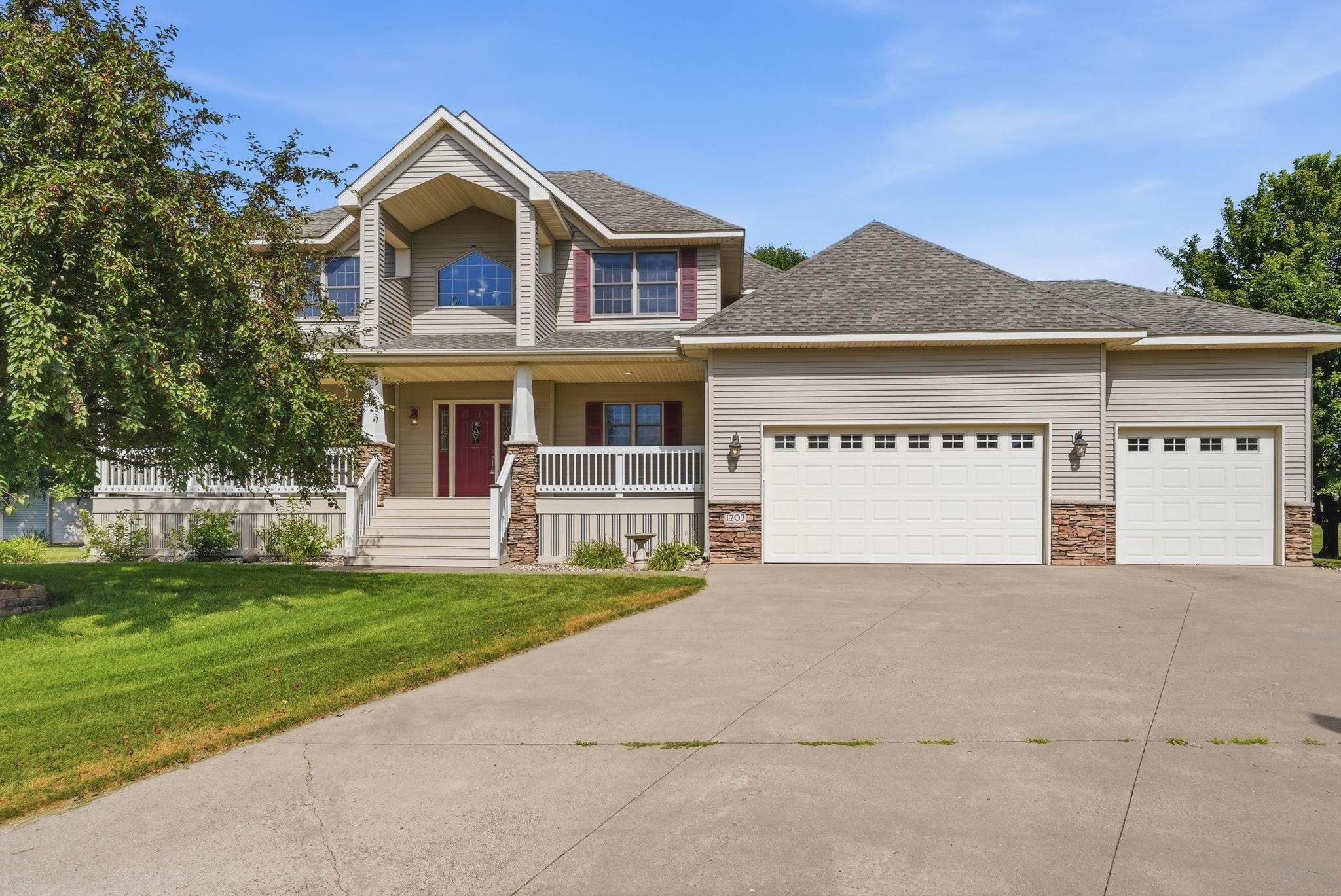Beautiful Two-Story in Sartell