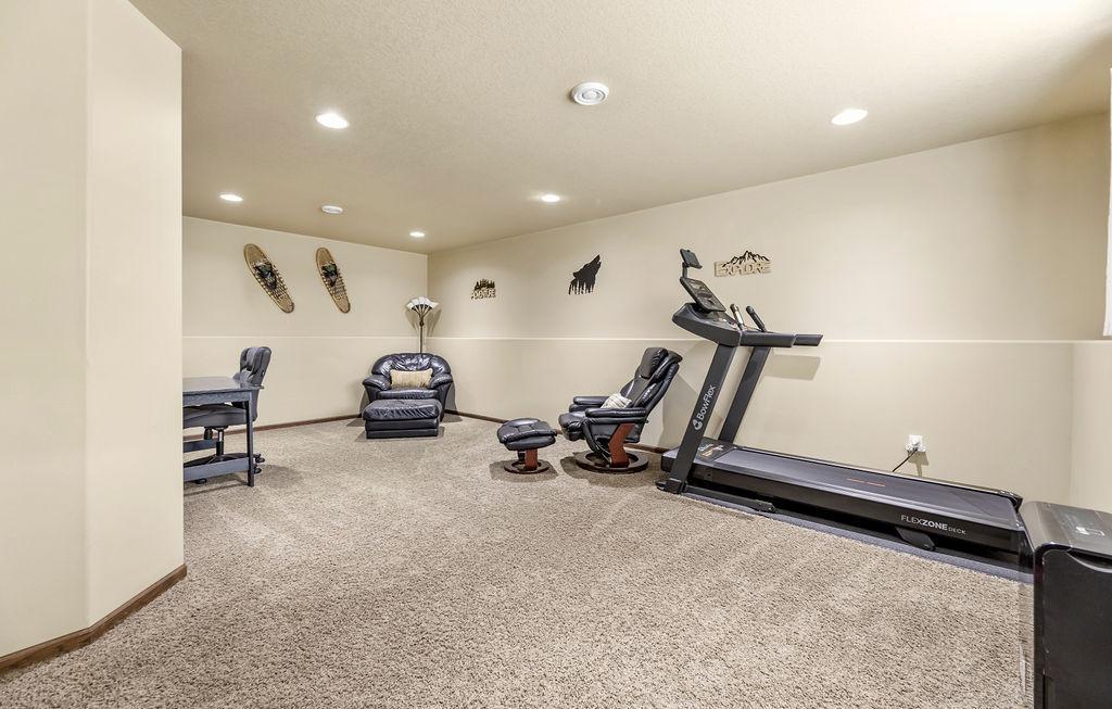 Bright & spacious Family Room