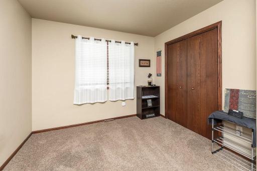 6089 55th Avenue S, Fargo, ND 58104
