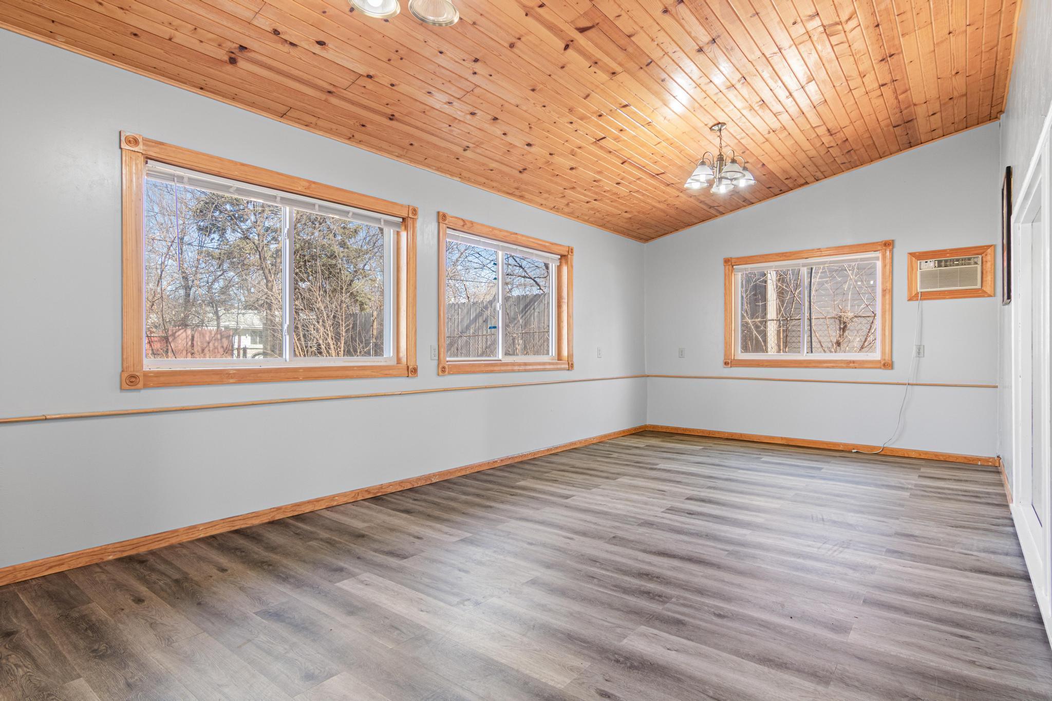 3206 63rd Ave N, Minneapolis, MN-9.jpg