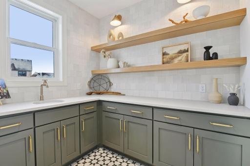 202 Sandy Shores Road, Waconia, MN 55387