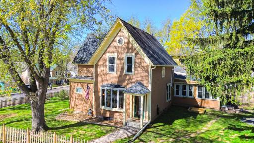 906 4th Street N, Stillwater, MN 55082
