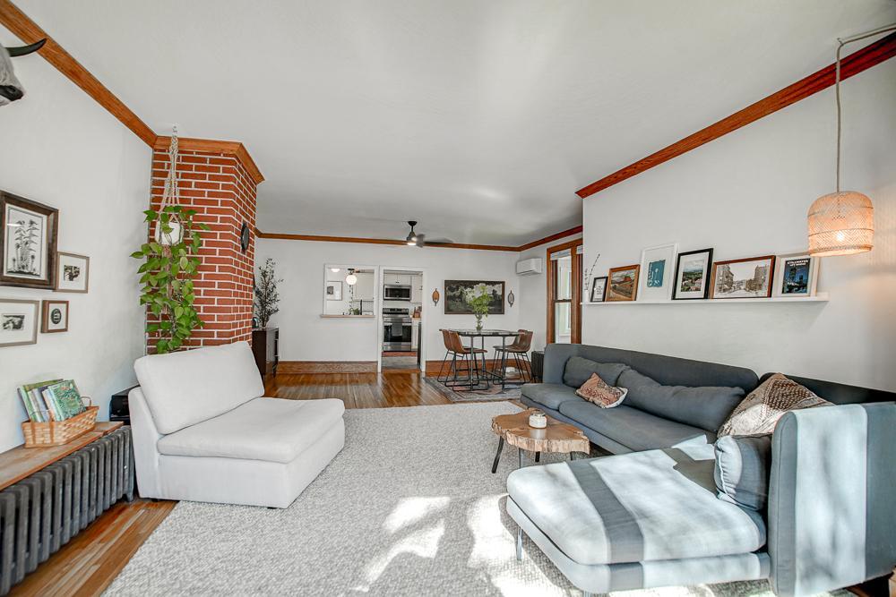 906 4th st n-13.jpg
