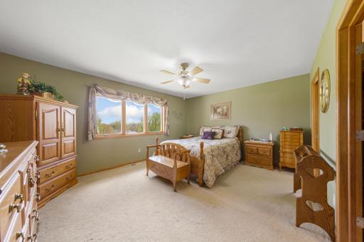 2505 Hulett Court, Faribault, MN 55021