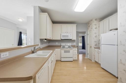 8507 Grove Circle, Shakopee, MN 55379