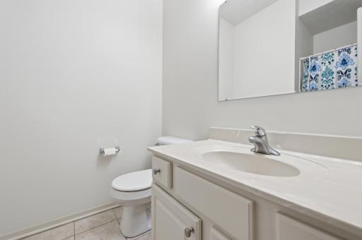 8507 Grove Circle, Shakopee, MN 55379