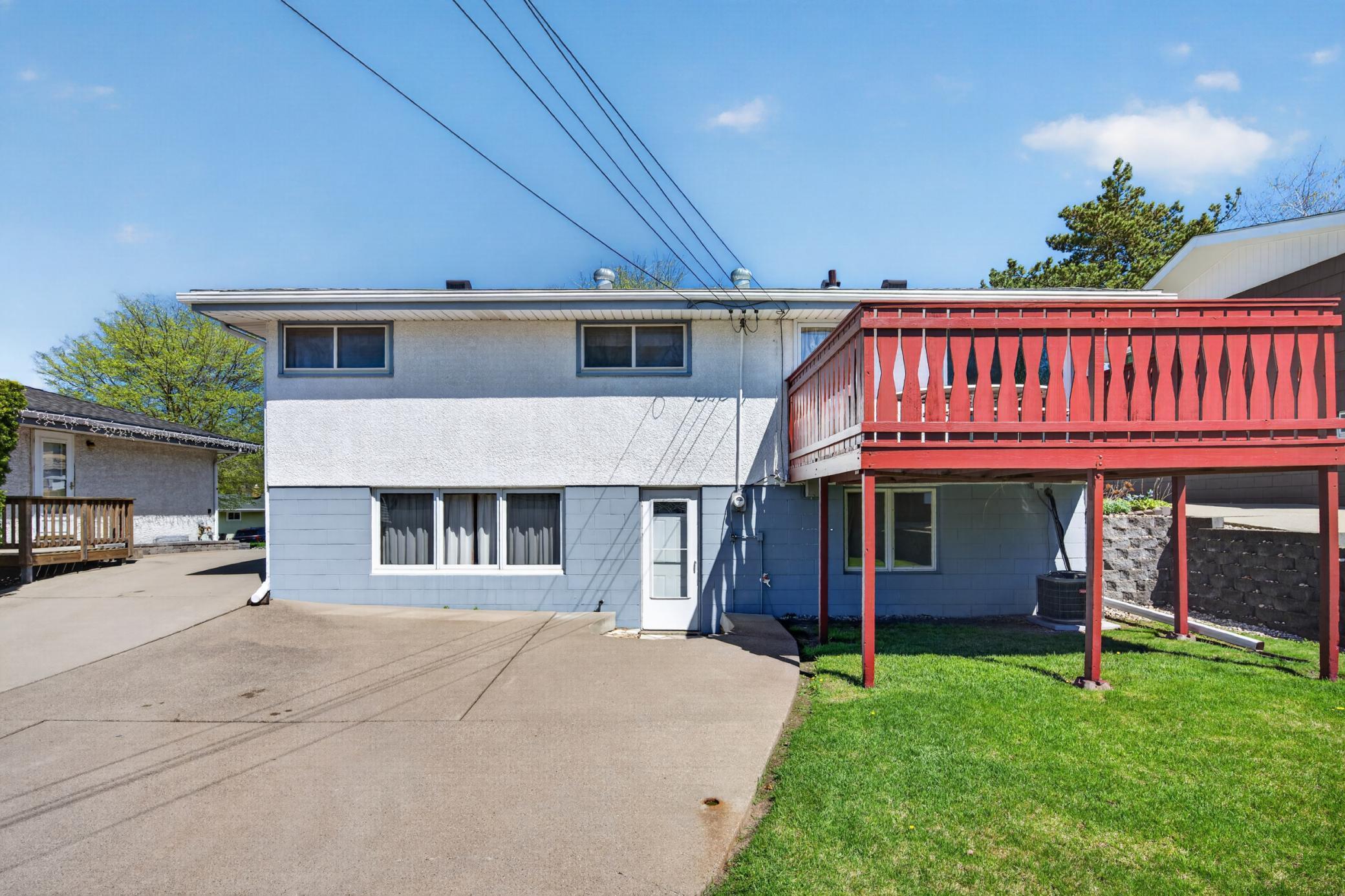 41_1456 wilson ave_04242026_0036.jpg